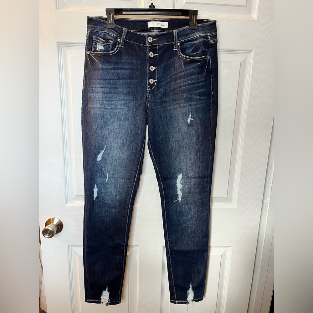 Kan Can Women's High Rise Button Fly Distressed Super Skinny Jeans. Size 15/31